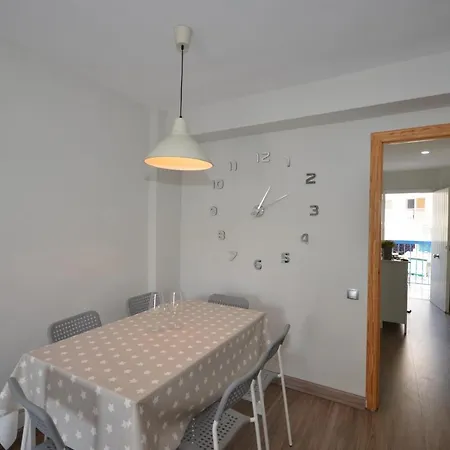 Apartment Torre Mediterraneo Ref 219 *